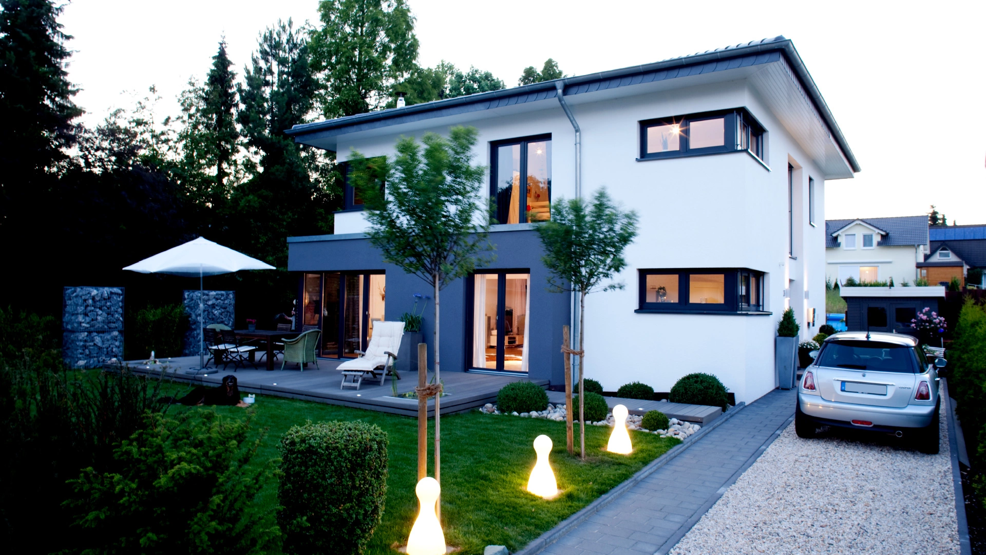 Die individuellen Fensterformen von Haus Freiberger geben dem Zuhause noch mehr Charme.