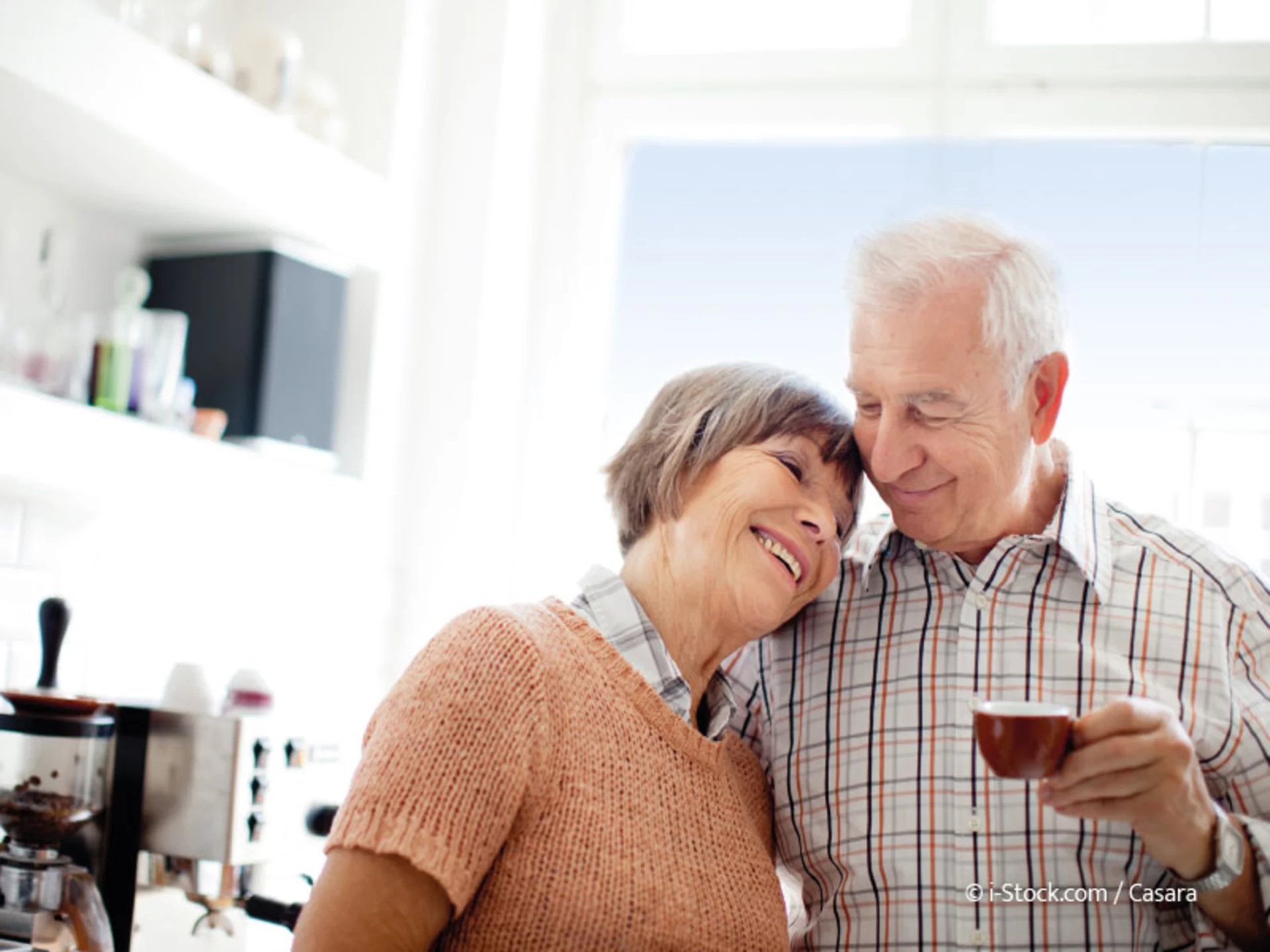 Erleichtern Sie sich und Ihrer Familie das Leben mit komfortablen Smart Home-Lösungen in Ihrem Zuhause  (Foto: © Casara/iStock)