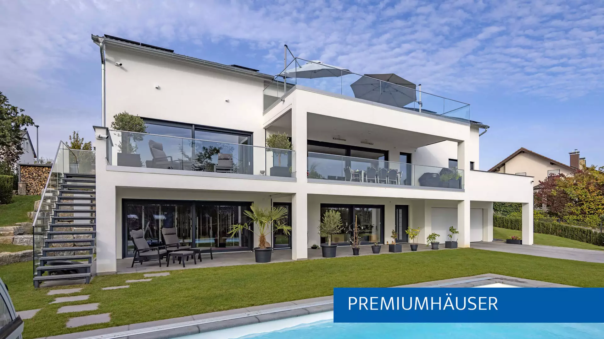 Kundenhaus Familie Grahl von BAUMEISTER-HAUS ist in der Kategorie Premiumhäuser bei den Hausbau Design Awards 2024 nominiert