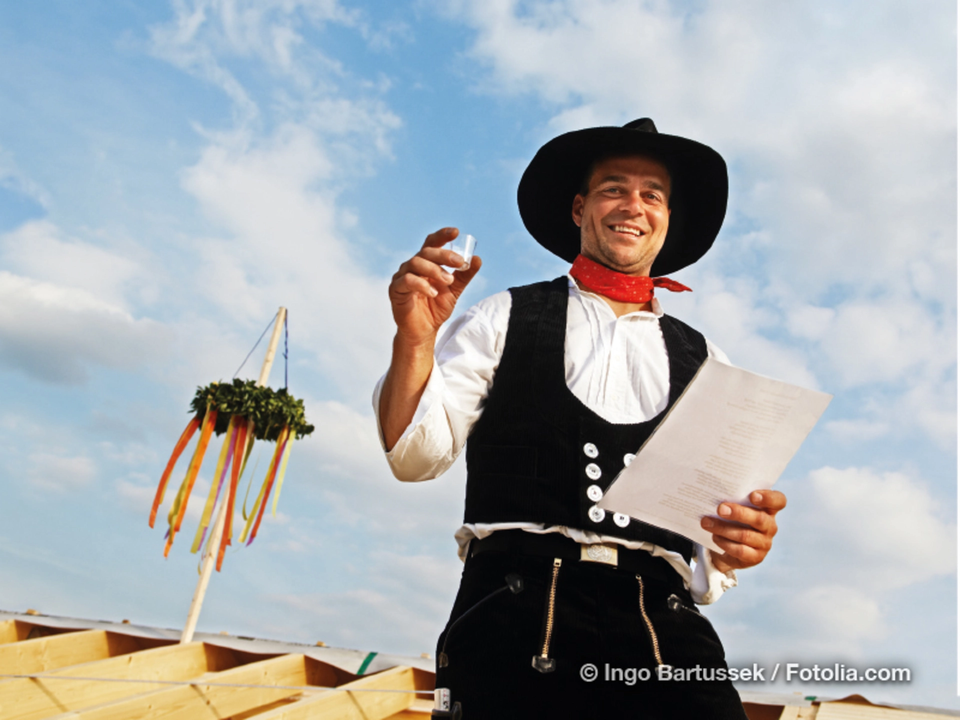 Das traditionelle Richtfest ist fester Bestandteil beim „Erlebnis Bauen“. (Foto: © Ingo Bartussek / Fotolia.com)